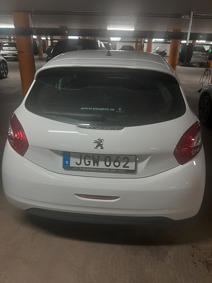 Peugeot 208 4 of 4