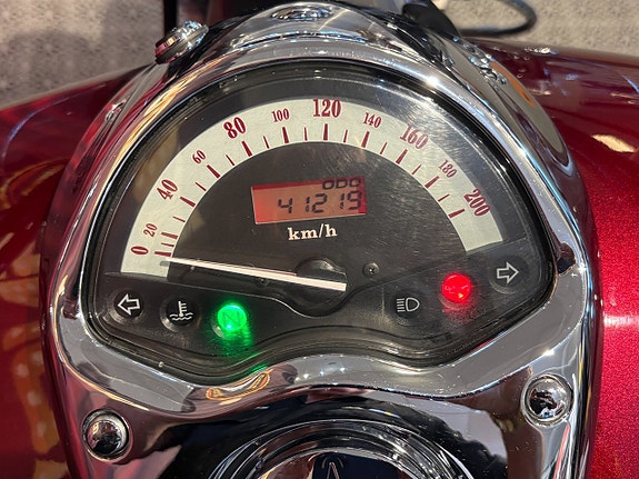 Honda VTX 1300 S 12 of 18