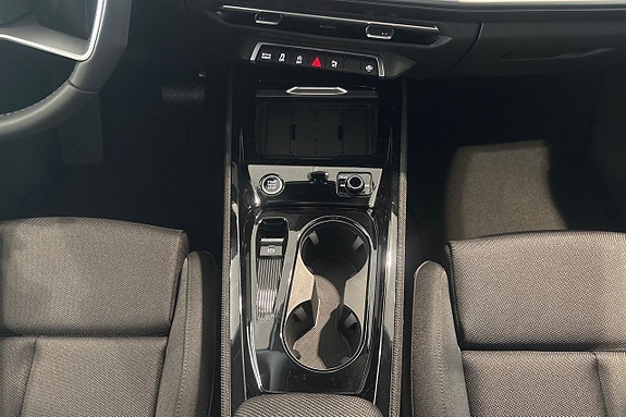 Audi Q3 17 of 26