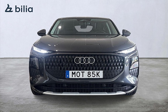 Audi Q3 8 of 26