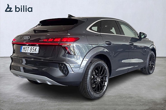 Audi Q3 5 of 26