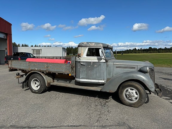 Veteranlastbil Volvo L 201 K 2 of 5