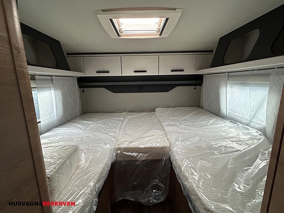 Knaus L!VE WAVE PLATINUM SELECTION 700 MEG 14 of 23