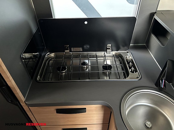 Knaus L!VE WAVE PLATINUM SELECTION 700 MEG 21 of 23