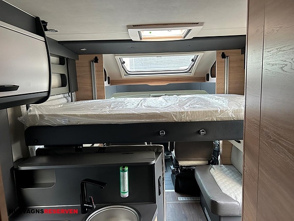 Knaus L!VE WAVE PLATINUM SELECTION 700 MEG 22 of 23
