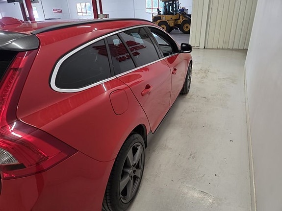 Volvo V60 6 of 10