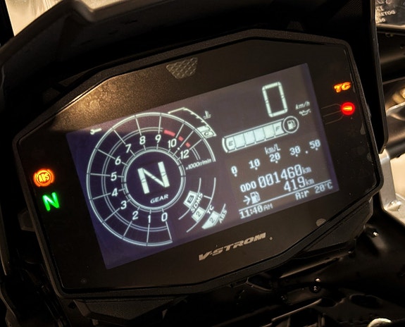 Suzuki V-Strom DL 1050 XT 5 of 5