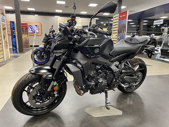 Yamaha MT-09 Tech Black 5 of 6