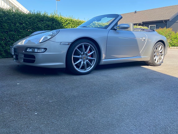 Porsche 911 Carrera S 7 of 9
