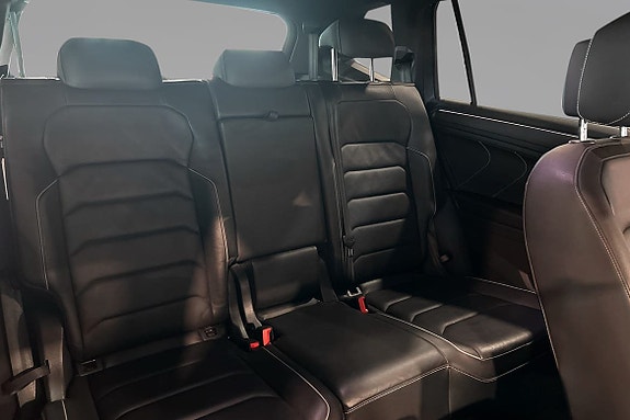 Volkswagen Tiguan Allspace 10 of 14