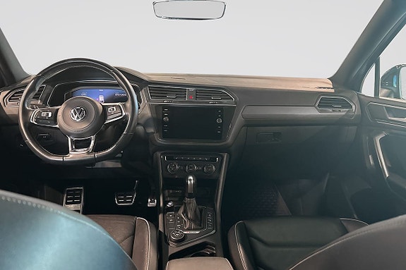 Volkswagen Tiguan Allspace 8 of 14