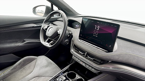 Skoda Enyaq 12 of 15