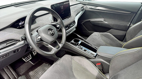Skoda Enyaq 7 of 15