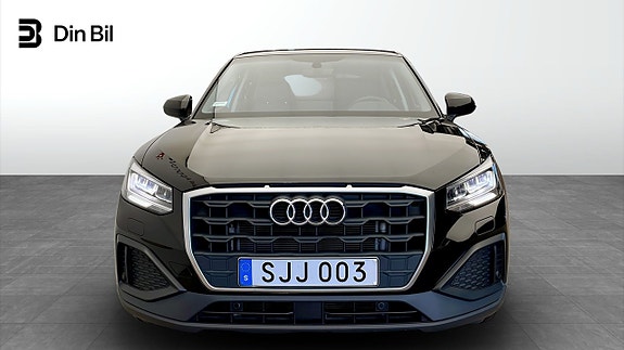 Audi Q2 4 of 12