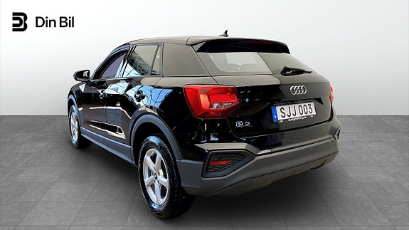 Audi Q2 3 of 12