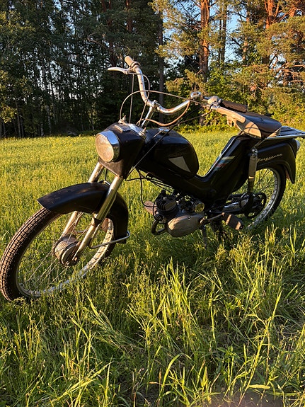 Husqvarna Cornette 2 of 5