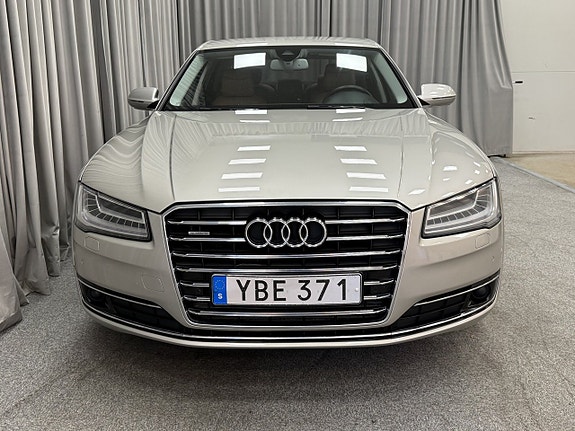 Audi A8 5 of 5