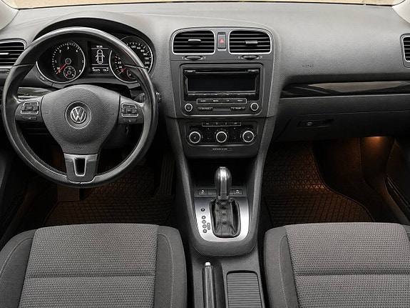 Volkswagen Golf VI 11 of 11