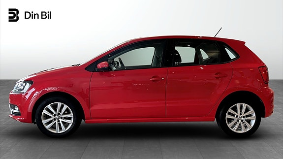 Volkswagen Polo 2 of 5