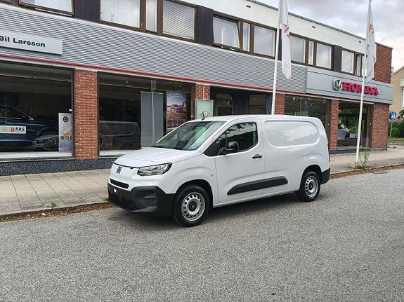 Fiat Doblo 2 of 5