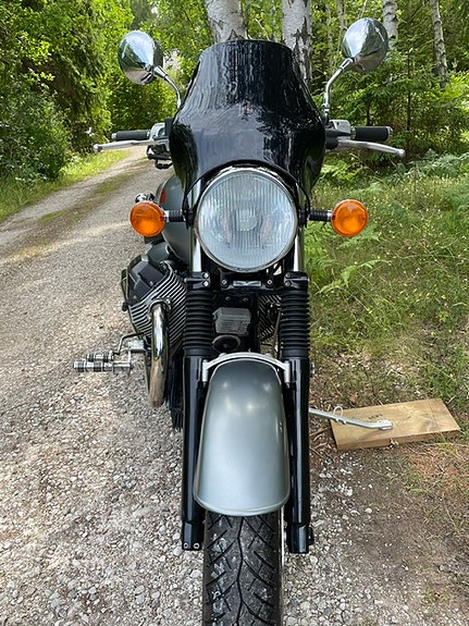 Moto Guzzi California Stone 2 of 5