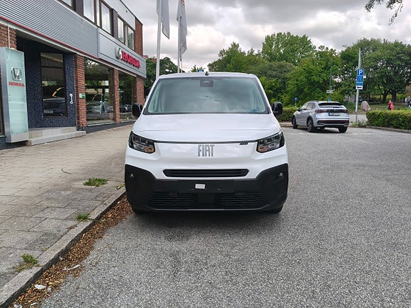 Fiat Doblo 3 of 5