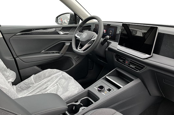 Volkswagen Tiguan 6 of 20