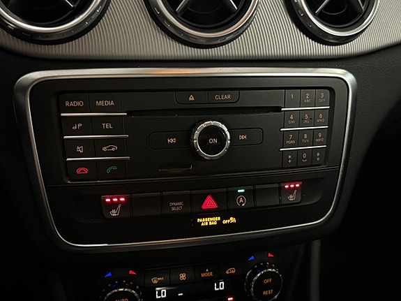 Mercedes-Benz GLA200 d 20 of 25