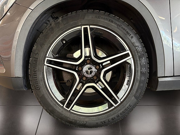 Mercedes-Benz GLA200 d 9 of 25
