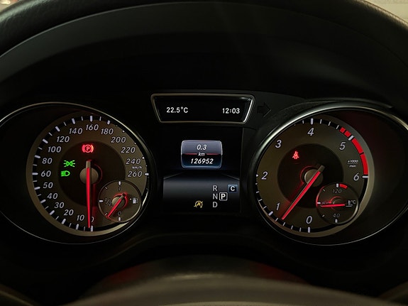 Mercedes-Benz GLA200 d 23 of 25