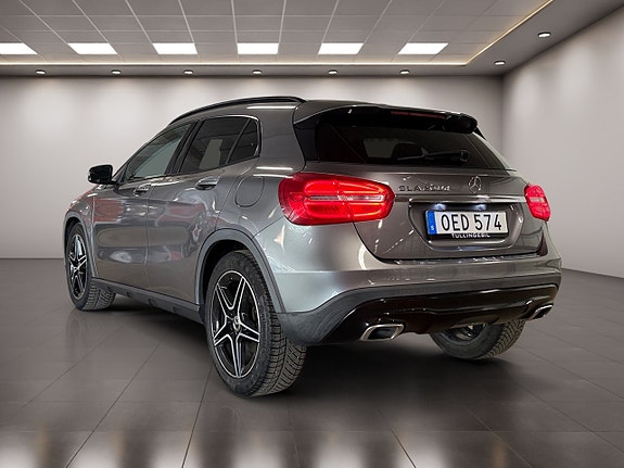 Mercedes-Benz GLA200 d 3 of 5