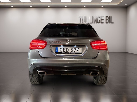 Mercedes-Benz GLA200 d 4 of 5