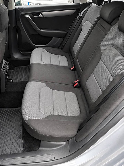 Volkswagen Passat 11 of 11