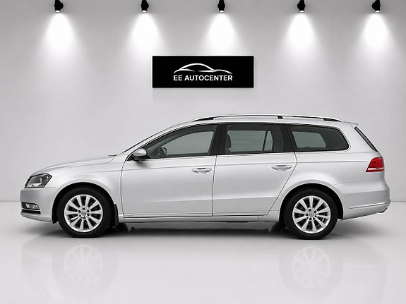 Volkswagen Passat 2 of 5