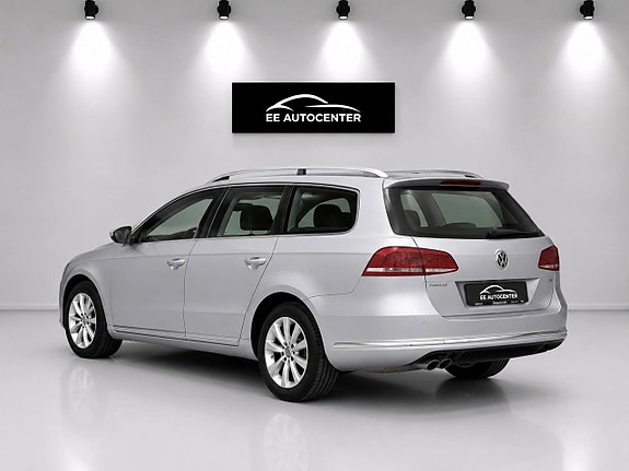 Volkswagen Passat 3 of 5