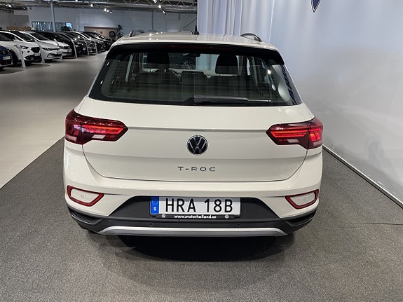 Volkswagen T-Roc 6 of 16