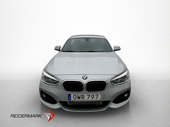 BMW 120 2 of 5
