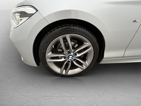 BMW 120 27 of 30
