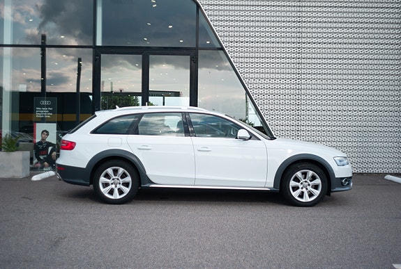 Audi A4 allroad 3 of 5