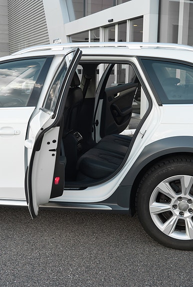Audi A4 allroad 10 of 13