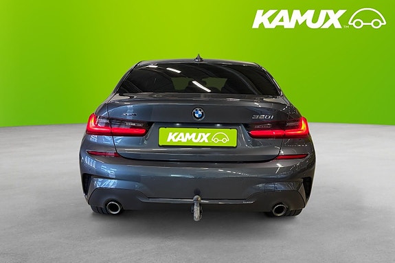 BMW 320 5 of 5