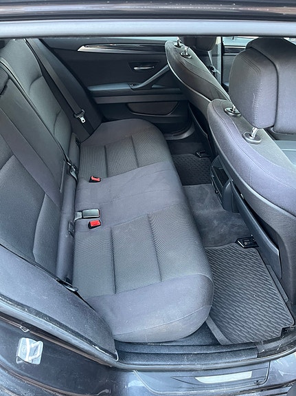BMW 520d 6 of 7