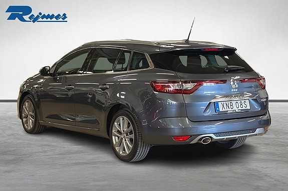 Renault Megane IV 2 of 5