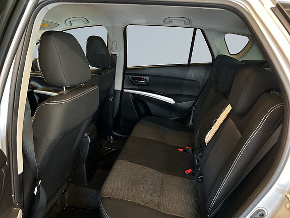 Suzuki S-Cross 13 of 18