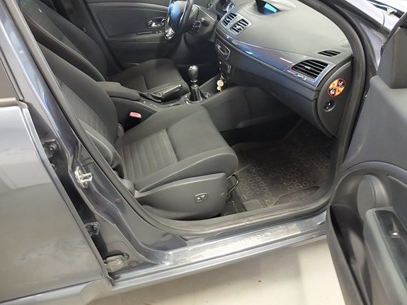 Renault Megane 8 of 10