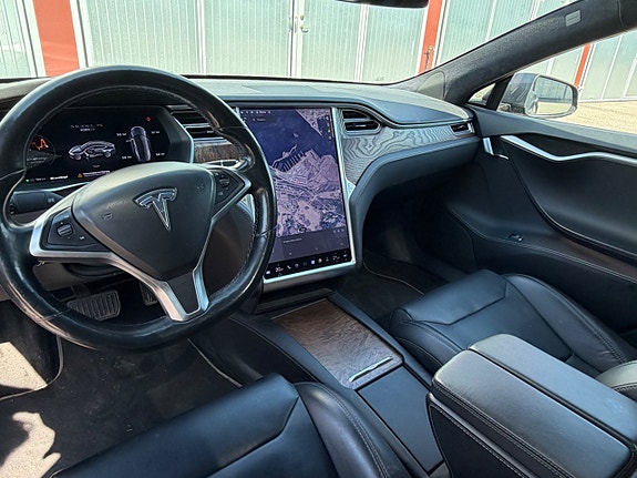 Tesla Model S 6 of 15