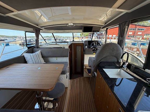 Marex 330 Scandinavia - 2025 4 of 5