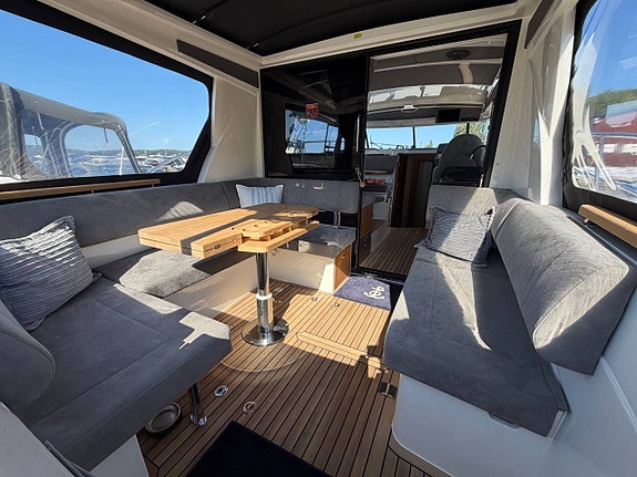 Marex 330 Scandinavia - 2025 3 of 5
