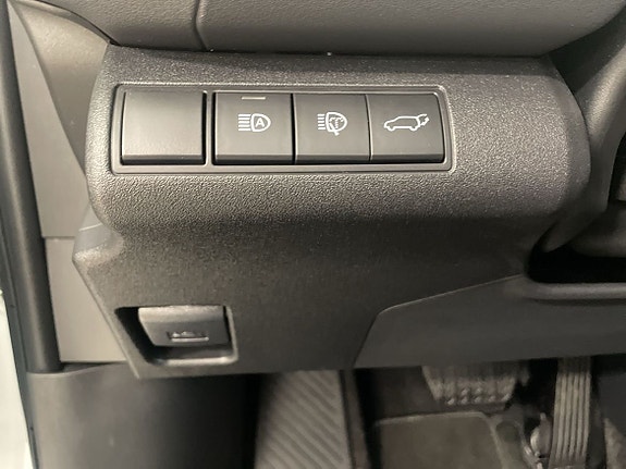 Toyota C-HR 19 of 21