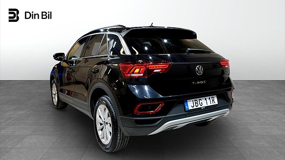 Volkswagen T-Roc 3 of 19